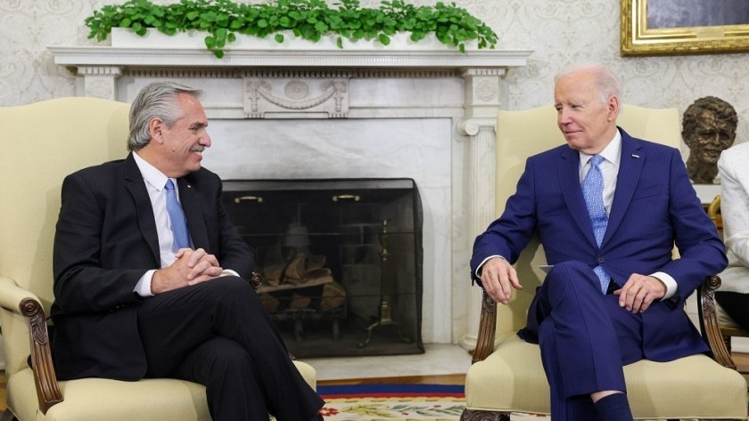 Alberto Fernández pidió apoyo a Joe Biden en la negociación con el FMI