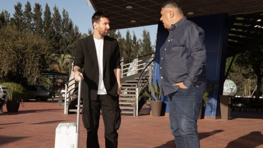 Messi llegó al predio en AFA de cara a las Eliminatorias contra Paraguay y Perú
