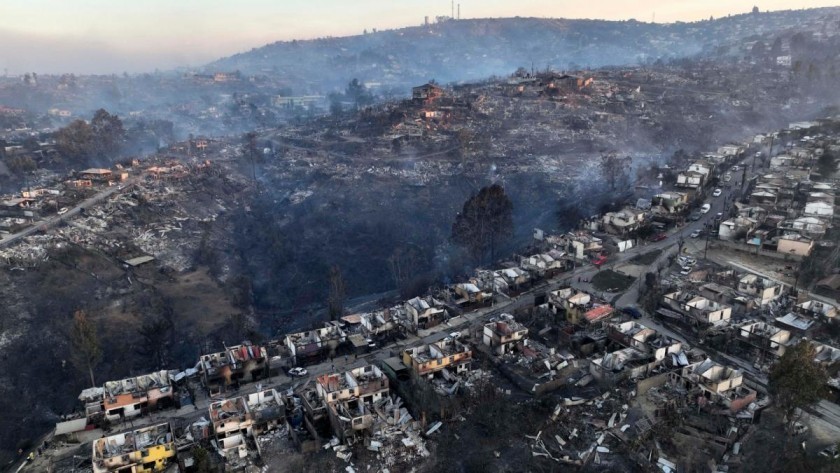 Estado de Excepción: Hay al menos 19 muertos por los incendios en Chile