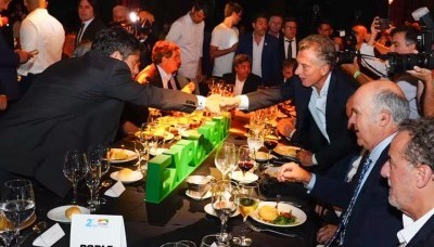 Política