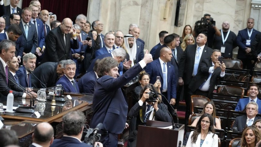 Milei anunció un paquetes de proyectos de ley para avanzar con su Reforma política