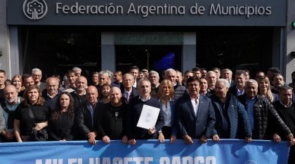 Intendentes del GBA presentaron un petitorio ante Capital Humano por la ayuda escolar