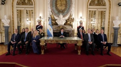 Milei anunció sanciones para empresas que operen en Malvinas y una base en Tierra del Fuego