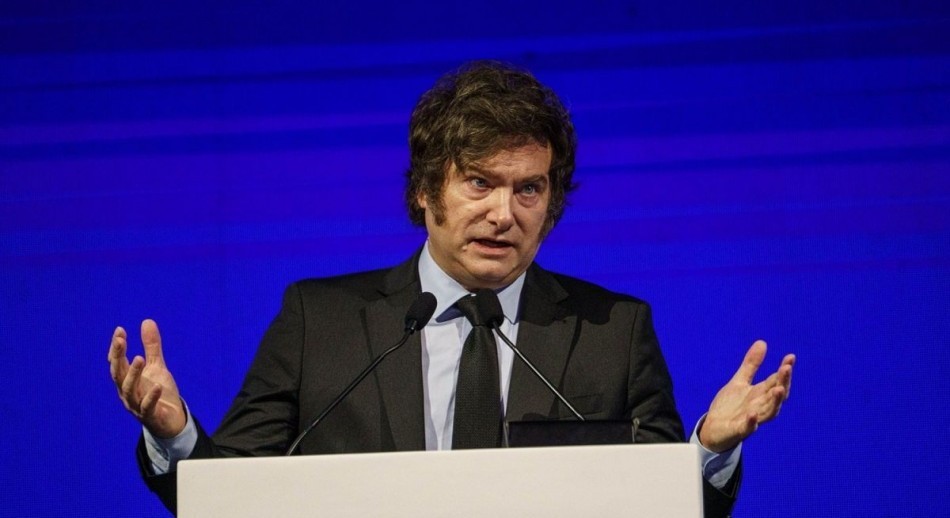 Milei afirmó que “no hay recesión” y dijo que quienes piden un dólar más caro “son unos cobardes”