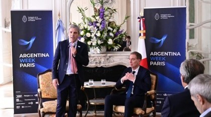 En el último día de Argentina Week, Caputo anunció Programa de Ciudadanía por Inversión de Argentina