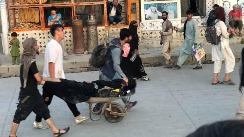 El Estado Islámico de Afganistán se atribuyó los ataques suicidas en Kabul