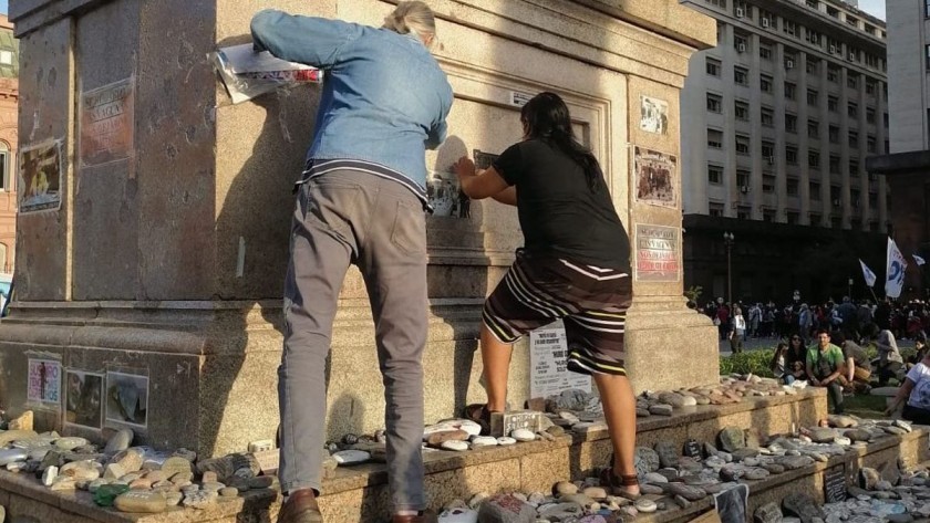 Plaza de Mayo: Atacaron el memorial por las víctimas del coronavirus