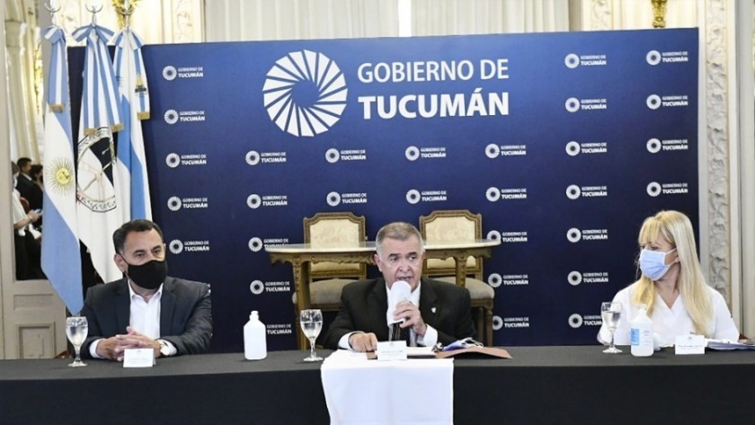 Tucumán es la primera provincia en institucionalizar el pase sanitario