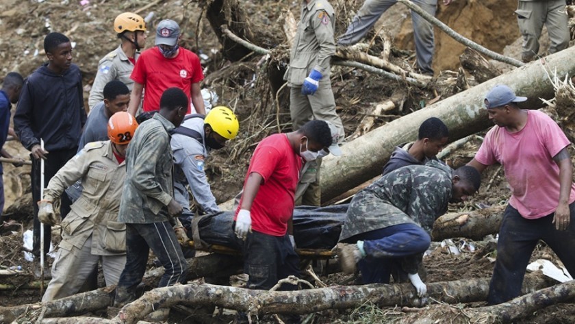 Brasil: Ascienden a 104 los muertos por los derrumbes e inundaciones en Petrópolis