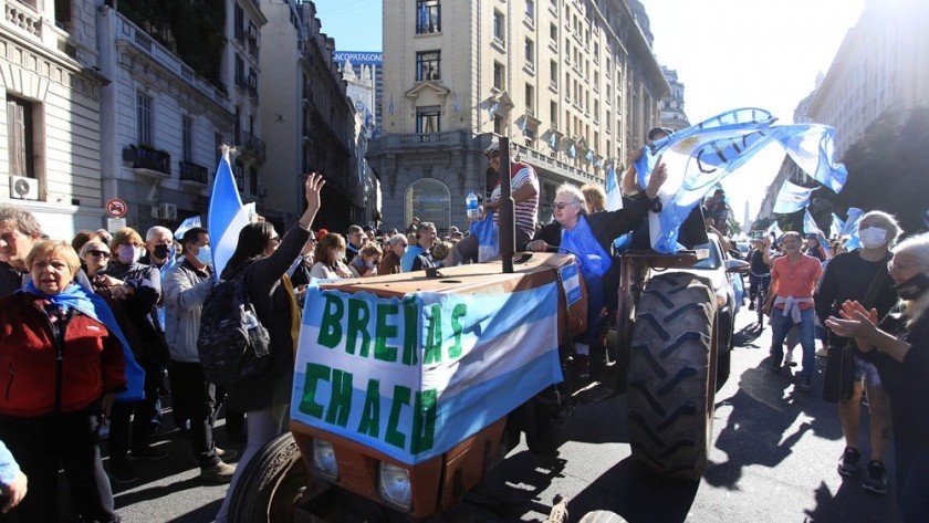 Ruralistas en Plaza de Mayo: Domínguez ratificó que no subirán las retenciones