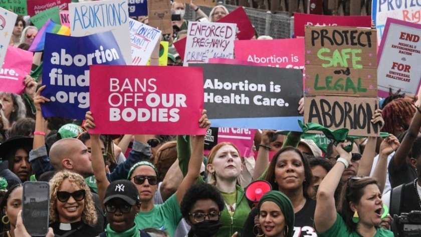 EEUU: La Corte Suprema revocó el derecho constitucional al aborto